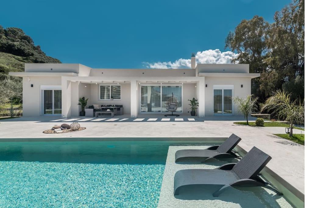 Melissia Luxury Villa Kalamaki  Ngoại thất bức ảnh