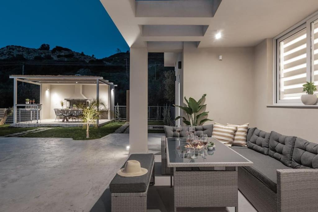 Melissia Luxury Villa Kalamaki  Ngoại thất bức ảnh